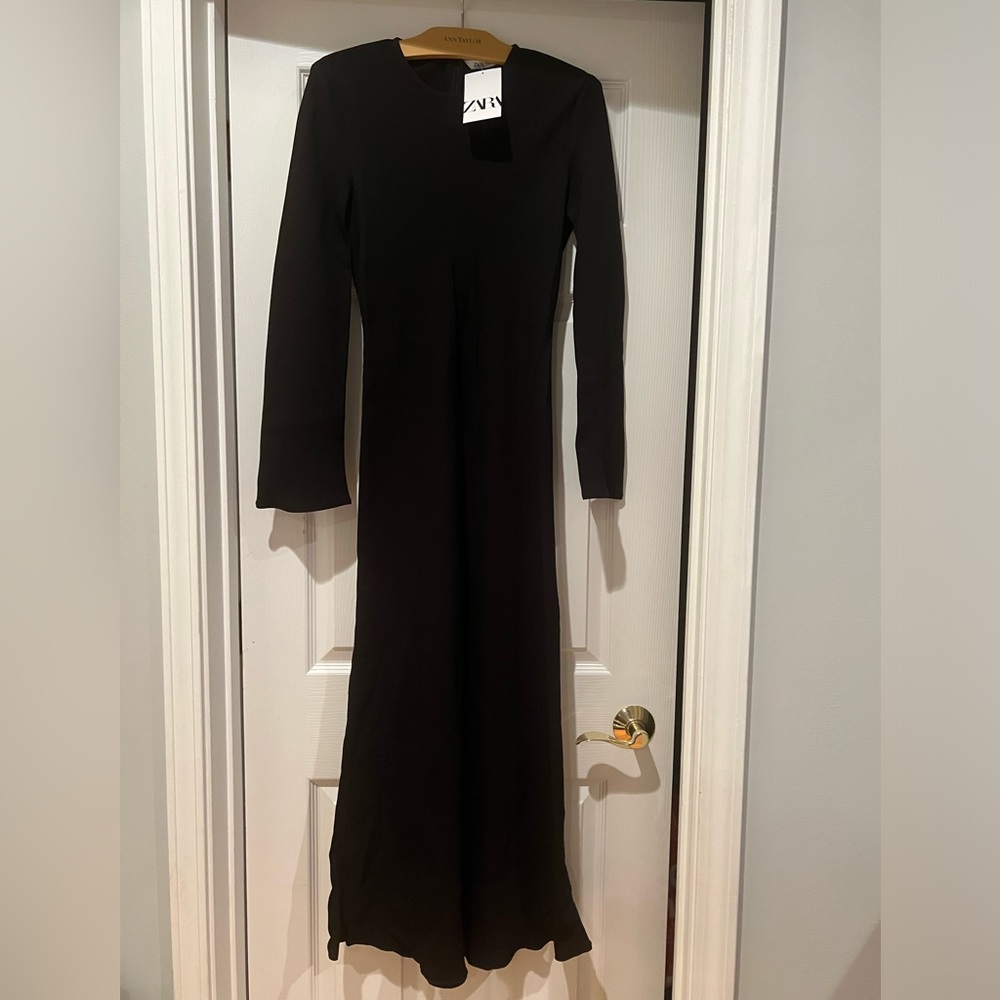 Zara long sleeve, long dress. Black.